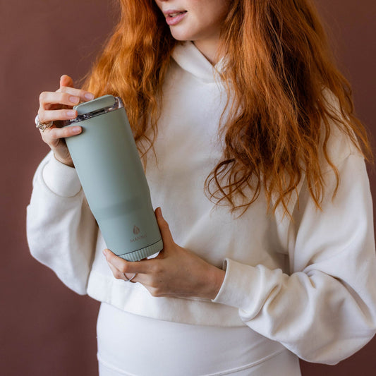 30-oz-groove-tumbler-d9 4Manna_Website_Lifestyles-17.jpg