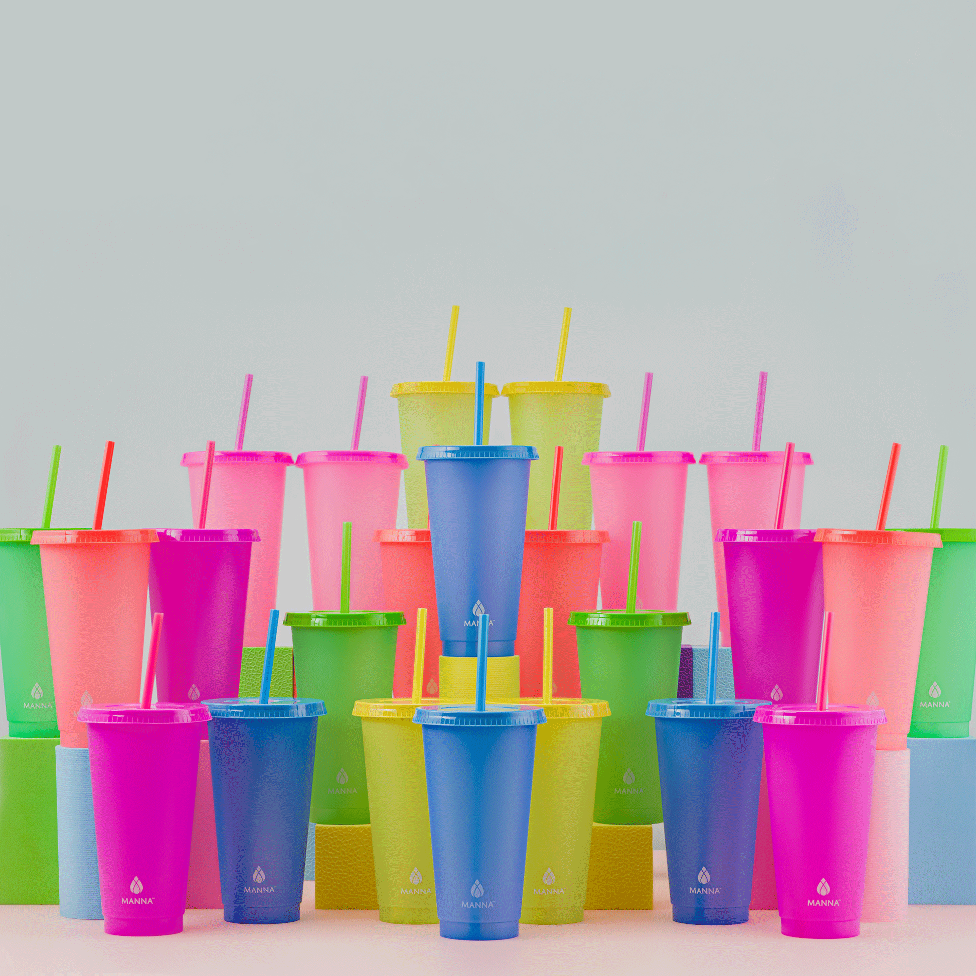24-piece-original-color-changing-cup-set-f0 A0029811.gif